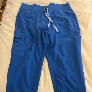 This colour doesn’t do me justice :) Love the fit but not the colour